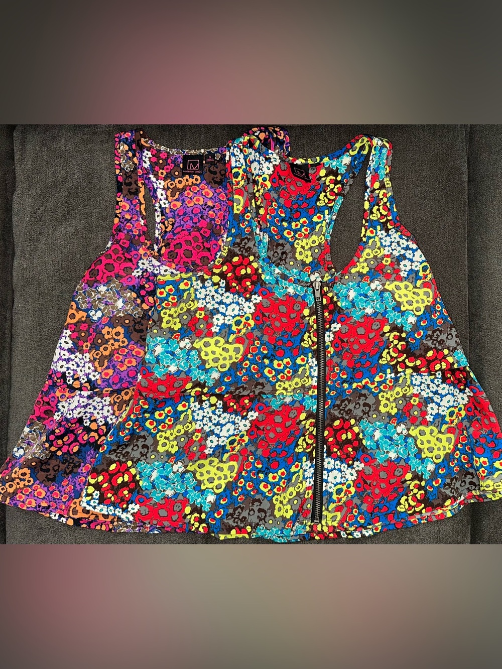 Set of 2 Floral Tops